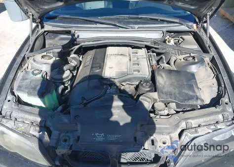 2005 BMW 330I из США, поврежденный, VIN WBAEV53445KM40718